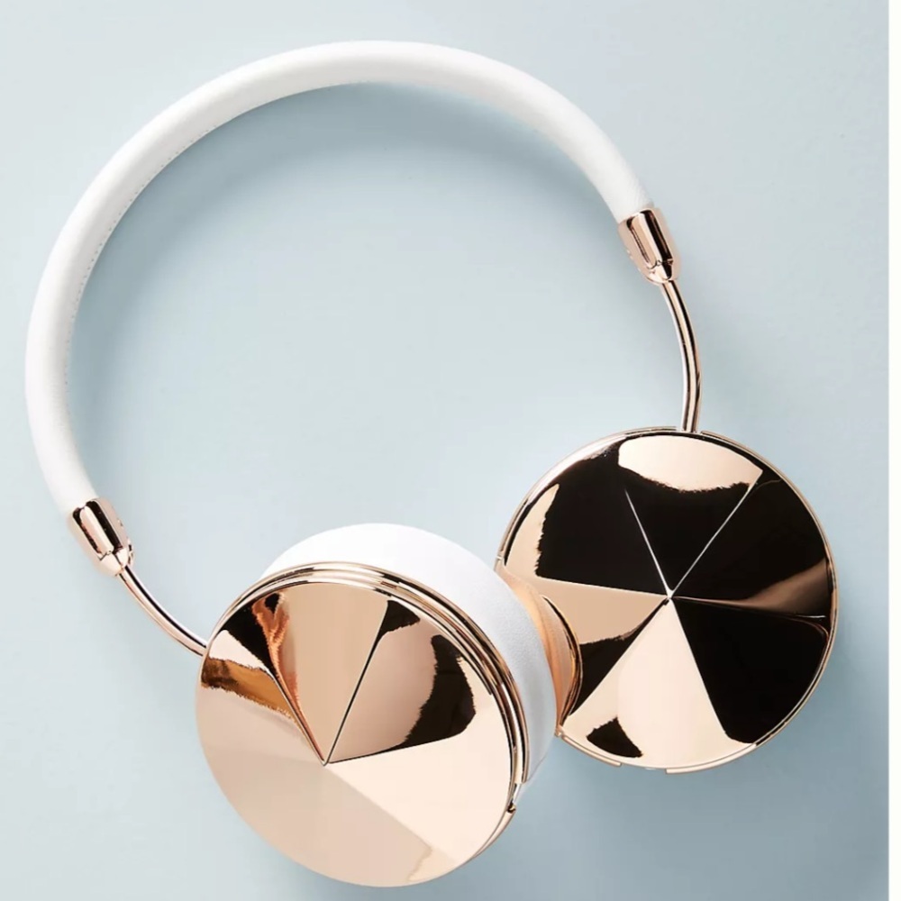 NWT FRENDS Taylor Wireless Headphones